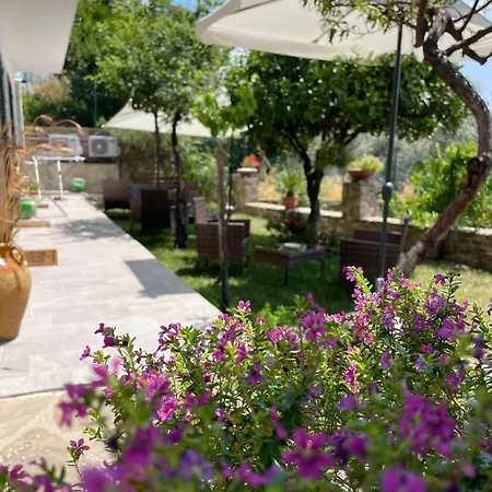 Borgo Dominici Bed & Breakfast *